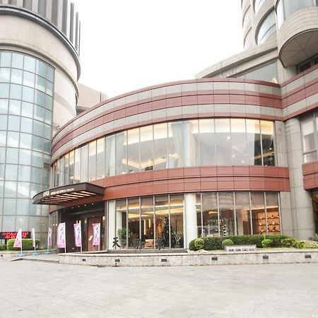 Beitou Hot Spring Resort Тайпей Екстериор снимка